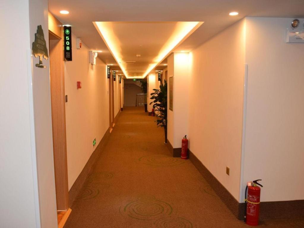 Greentree Inn Zhengzhou Xinzheng City Longhu Town Xiangyun Road Express Hotel Экстерьер фото