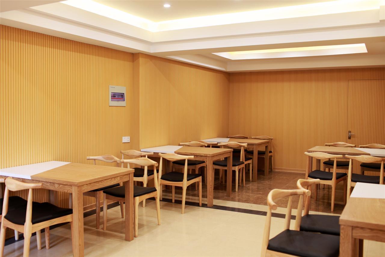 Greentree Inn Zhengzhou Xinzheng City Longhu Town Xiangyun Road Express Hotel Экстерьер фото