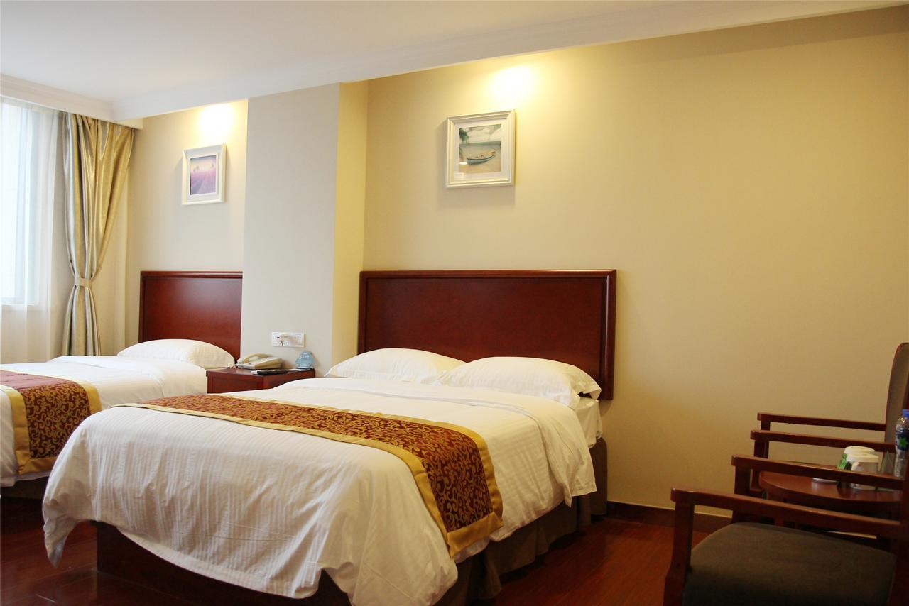 Greentree Inn Zhengzhou Xinzheng City Longhu Town Xiangyun Road Express Hotel Экстерьер фото
