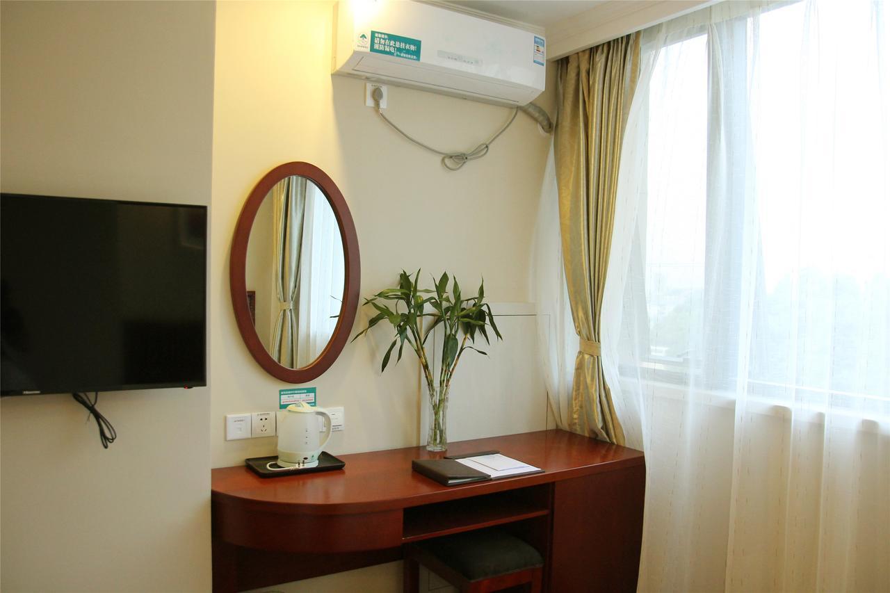 Greentree Inn Zhengzhou Xinzheng City Longhu Town Xiangyun Road Express Hotel Экстерьер фото